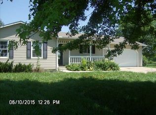 21806 E 299th St, Harrisonville, MO 64701