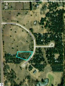 LOT 18 Wedgewood Ct, Cadillac, MI, 49601