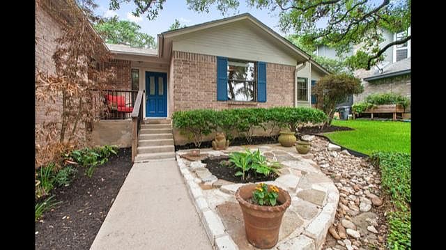 1st image of 10506 Tweedsmuir Dr