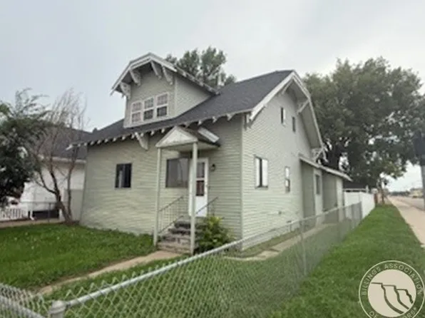 124 Lincoln Ave NW, Sidney, MT 59270