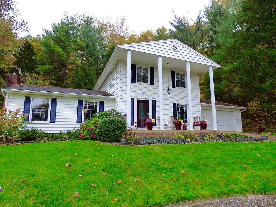 1st image of 2139 Woodland Dr
