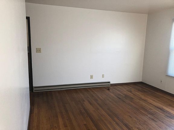 5th image of 45 E 8th Ave #3