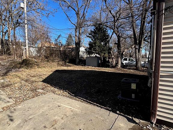 2nd image of 6928 Lafayette Ave