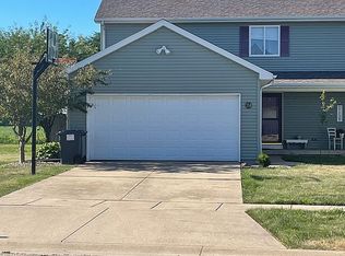 214 Deerpath Dr, Tolono, IL 61880