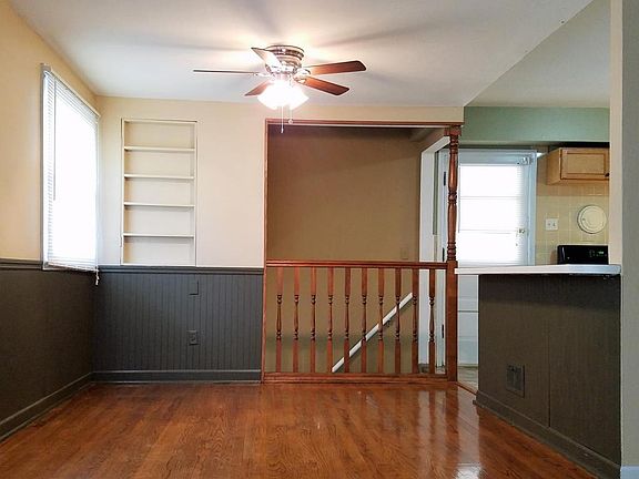 5th image of 1025 S Lafayette St