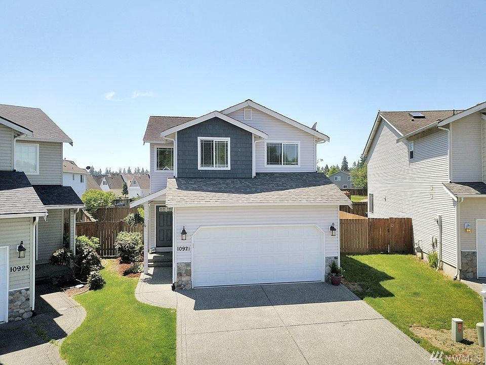 1st image of 10921 185th Ave E
