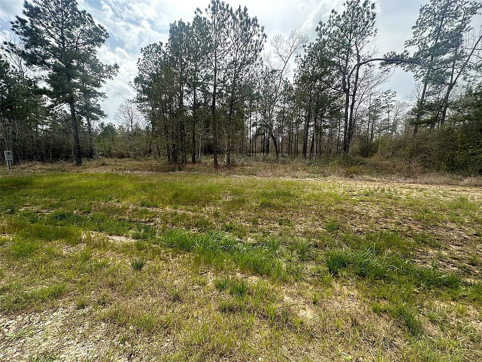 2nd image of 219 Iron Horse Rd