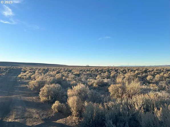 S Gloria Rd, Christmas Valley, OR 97641