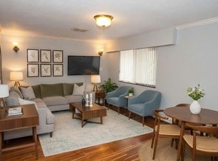2135 Kirkstone Rd, North Vancouver, BC V7J3N3