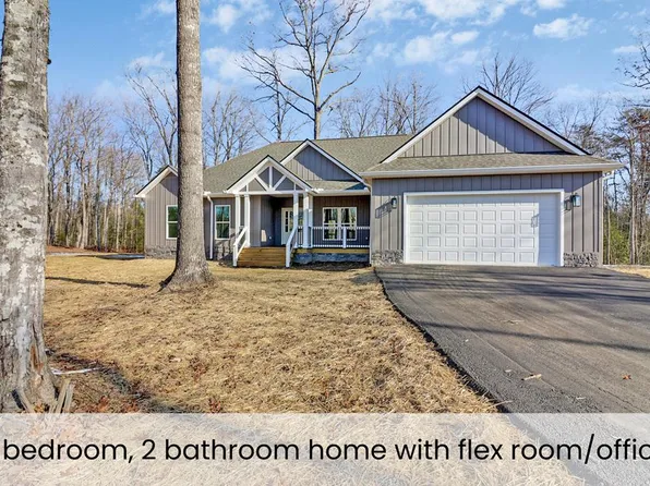 199 Creekview Ct, Jamestown, TN 38556
