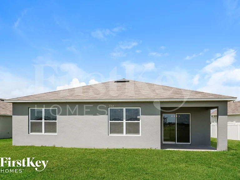 480 Burnham Cir — Photo 14