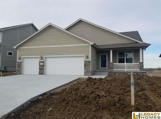 20602 East St, Elkhorn, NE 68022