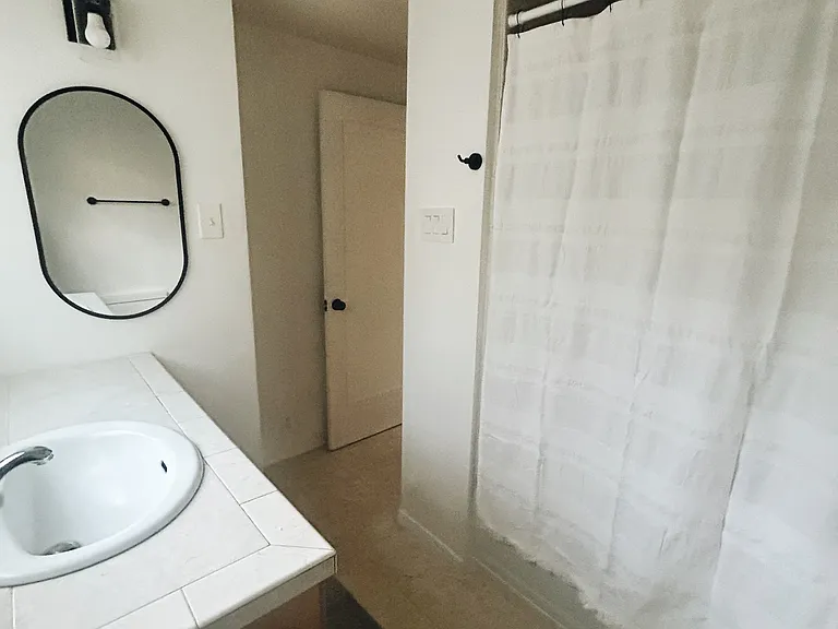 5420 Shasta Ave — Photo 7