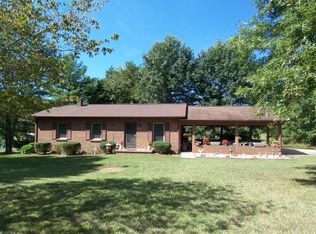 3139 Freezer Locker Rd, Hudson, NC 28638