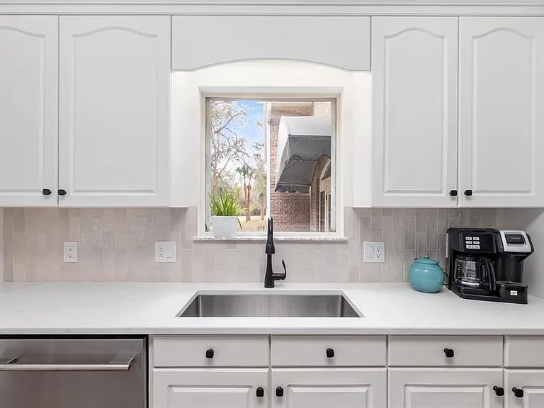 11121 NW 15th Pl — Photo 16