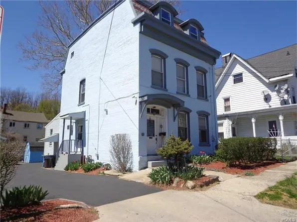 53 West St, Newburgh, NY 12550