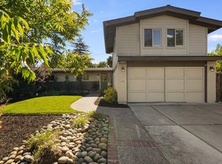 3955 Bibbits Dr, Palo Alto, CA 94303