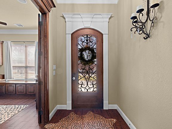 4th image of 117 Flat Foot Ln