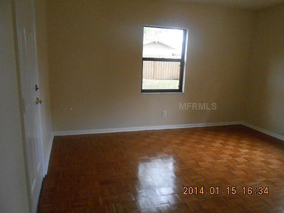5th image of 11057 Valencia Ave