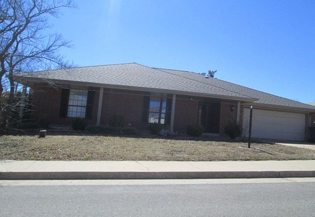 2nd image of 7016 Landing Rd