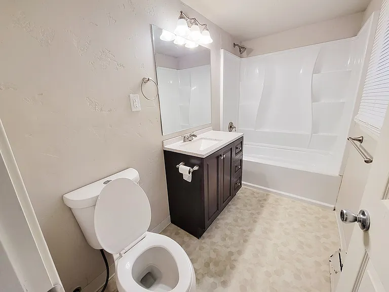 9405 W Ustick Rd — Photo 15