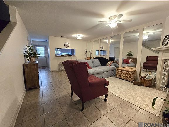 3rd image of 81 Brent Ct