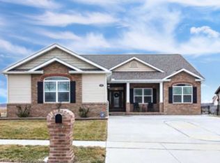 1328 Merriam Pkwy, O'Fallon, IL 62269