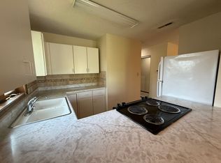 1633-1645 N Country Club Rd #8, Maryville, MO 64468