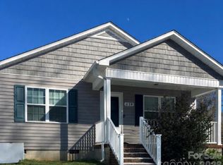 419 N Academy St, Mooresville, NC 28115