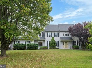 223 Autumn Hill Dr, Oxford, PA 19363