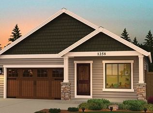 415 E Ellen St, Fenton, MI 48430