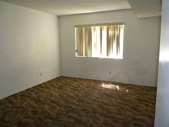 3rd image of 1405 Vegas Valley Dr APT 359