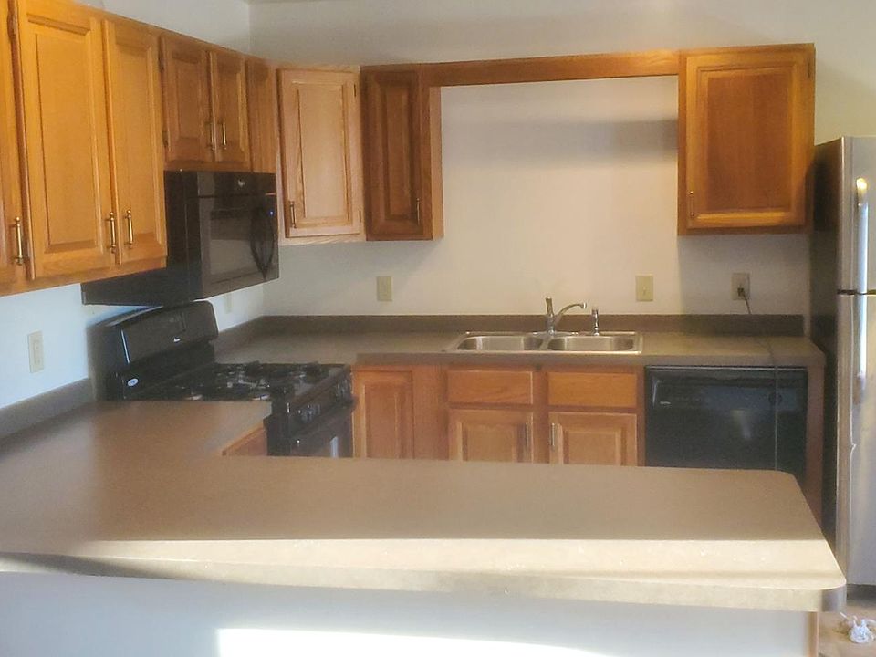 1st image of 2335 Eastwood Rd