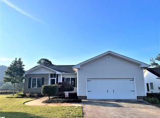 4 Patio Way, Greenville, SC 29609