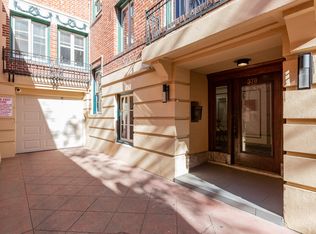 378 Grand, Oakland, CA 94610