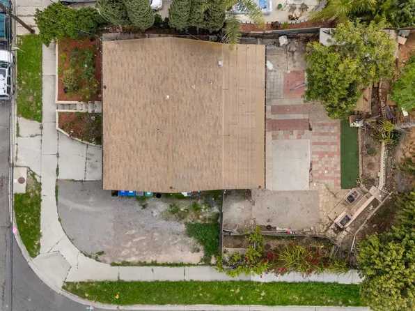 2839 Emerald Dr, Oceanside, CA 92056