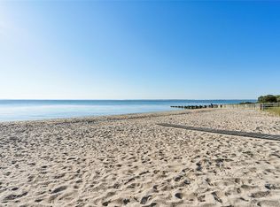 2230 Sigsbee Rd, Mattituck, NY 11952