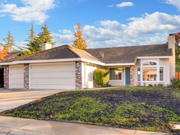 1590 Steinbeck Dr, Roseville, CA 95747