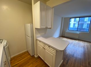 333 E 95th St #3F, New York, NY 10128