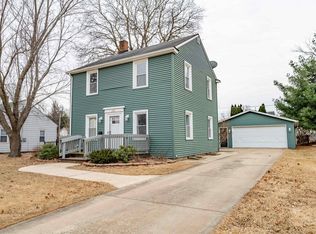 207 Sunset Ln, Mount Morris, IL 61054
