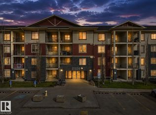 MacTaggart Ridge Gate, Edmonton, AB T6R 0W3