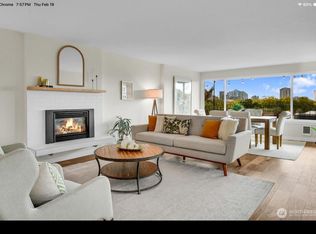 161 Valley St APT 3, Seattle, WA 98109