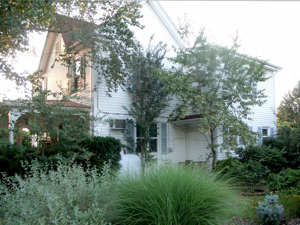1st image of 522 Bernard Ave