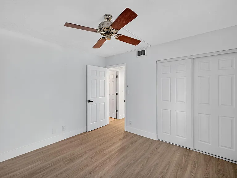 14375 Strathmore Ln #303 — Photo 14
