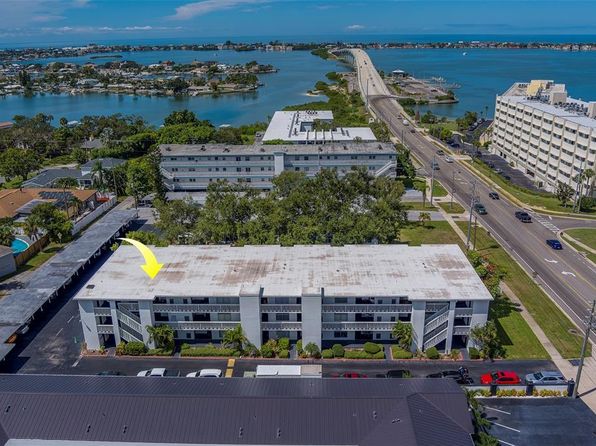 2944 W Bay Dr APT 205