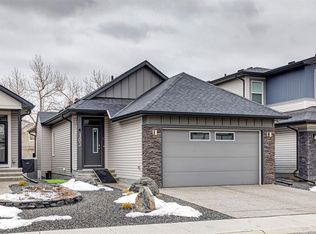 103 W Walgrove Grn SE, Calgary, AB T2X2H9