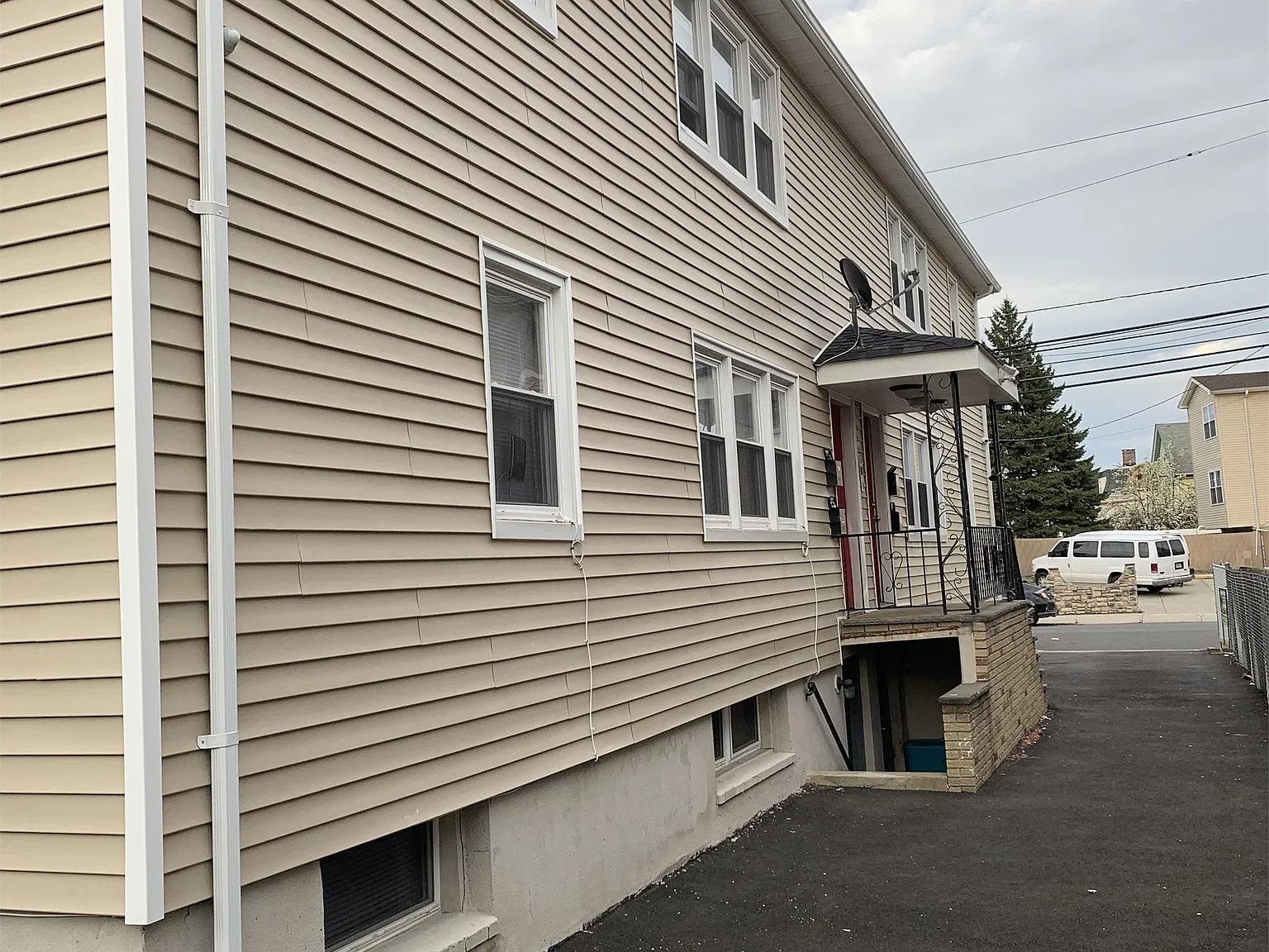 347 Washington Ave - 2L — Photo 4