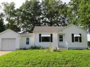 20 Rock Springs Dr, Mexico, MO 65265