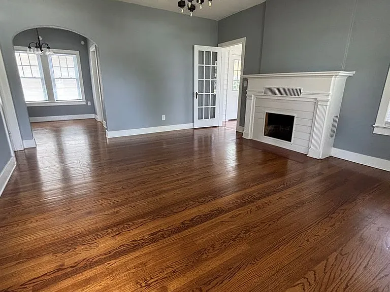 211 N Highland Ave — Photo 5