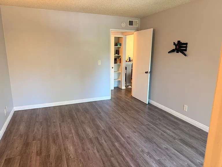 576 N Bellflower Blvd #235 — Photo 10